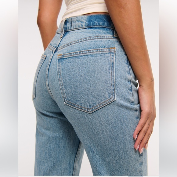 Abercrombie & Fitch 90’s Relaxed women’s jeans - Picture 4 of 9